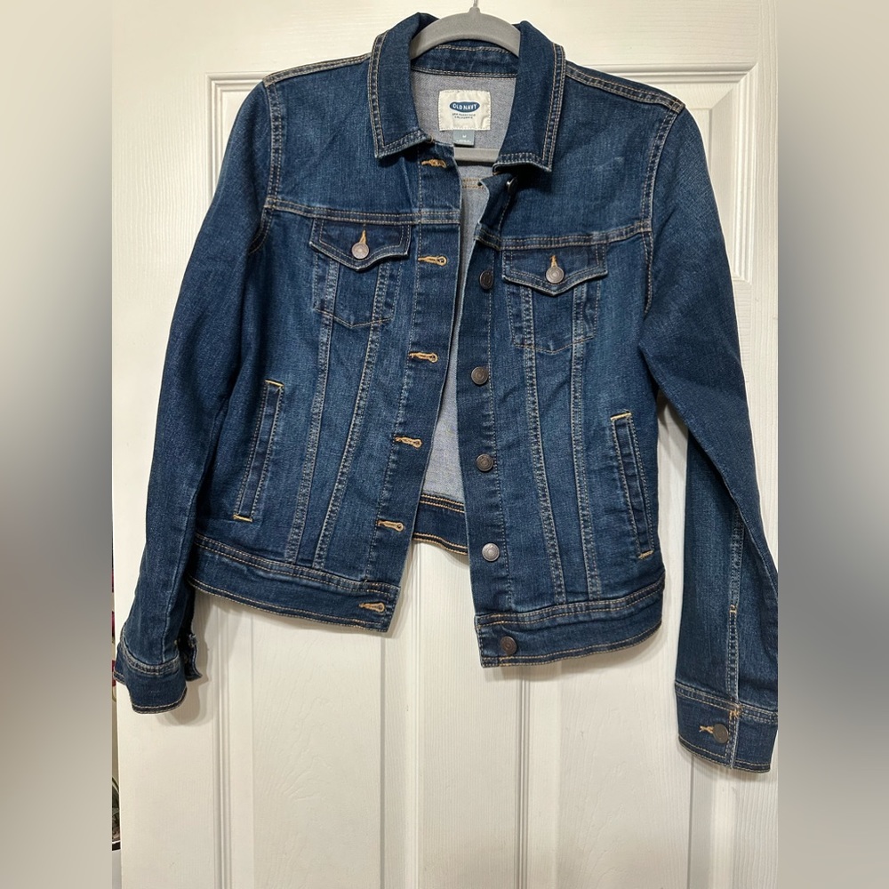 Medium denim jacket